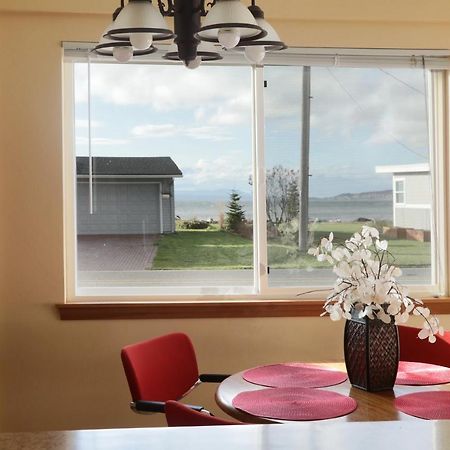 Maxwelton Beach Sunsets! Kayaks & Paddleboards! 1 Min Walk To The Water! Clinton Exterior photo