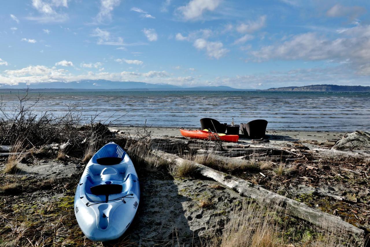 Maxwelton Beach Sunsets! Kayaks & Paddleboards! 1 Min Walk To The Water! Clinton Exterior photo
