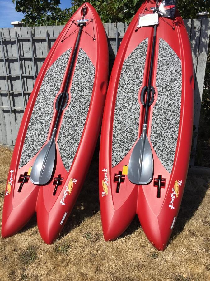 Maxwelton Beach Sunsets! Kayaks & Paddleboards! 1 Min Walk To The Water! Clinton Exterior photo