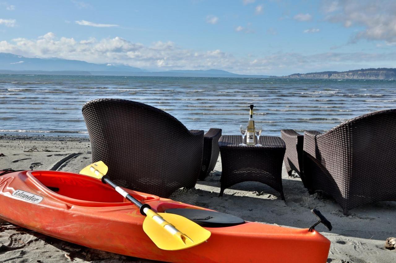 Maxwelton Beach Sunsets! Kayaks & Paddleboards! 1 Min Walk To The Water! Clinton Exterior photo