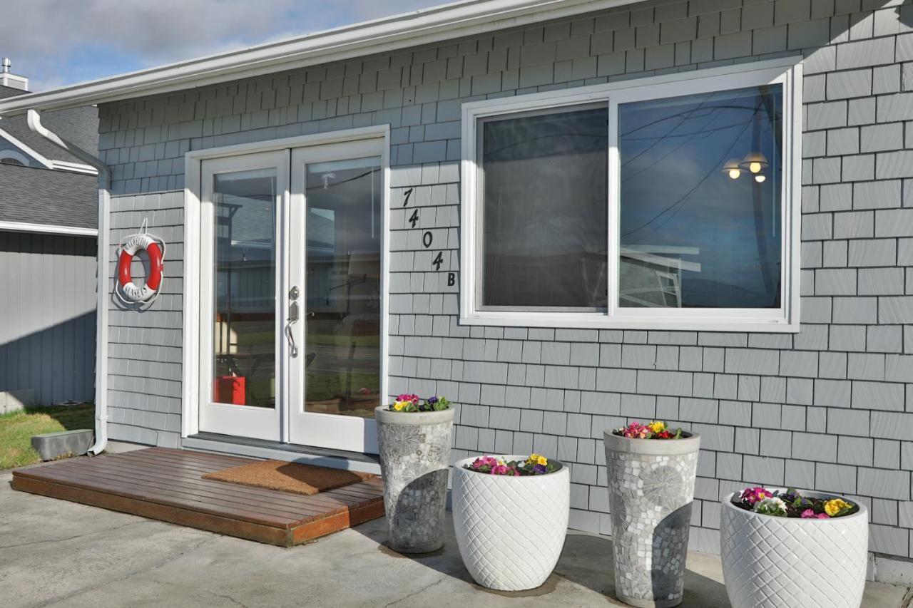 Maxwelton Beach Sunsets! Kayaks & Paddleboards! 1 Min Walk To The Water! Clinton Exterior photo